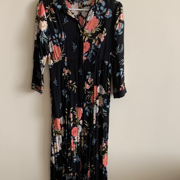 Zara Maxi Floral Shirt Dress - Picture 3 of 3